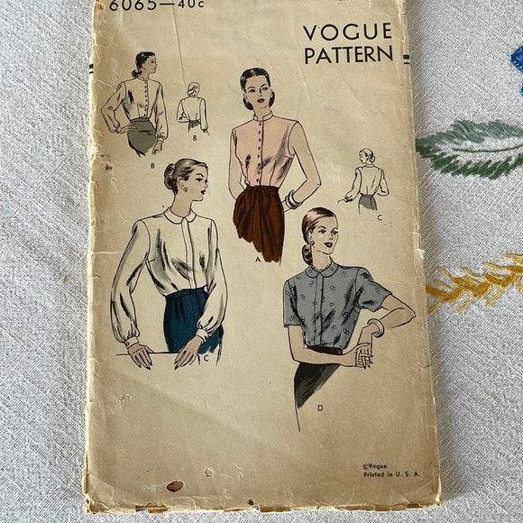 Vintage Vogue Pattern, 6065, size 18, 36 bust, 39 hip ca 1940's or 1950's - Picture 1 of 6
